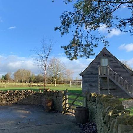 شقة Annexe Near Malmesbury / Tetbury Hankerton المظهر الخارجي الصورة